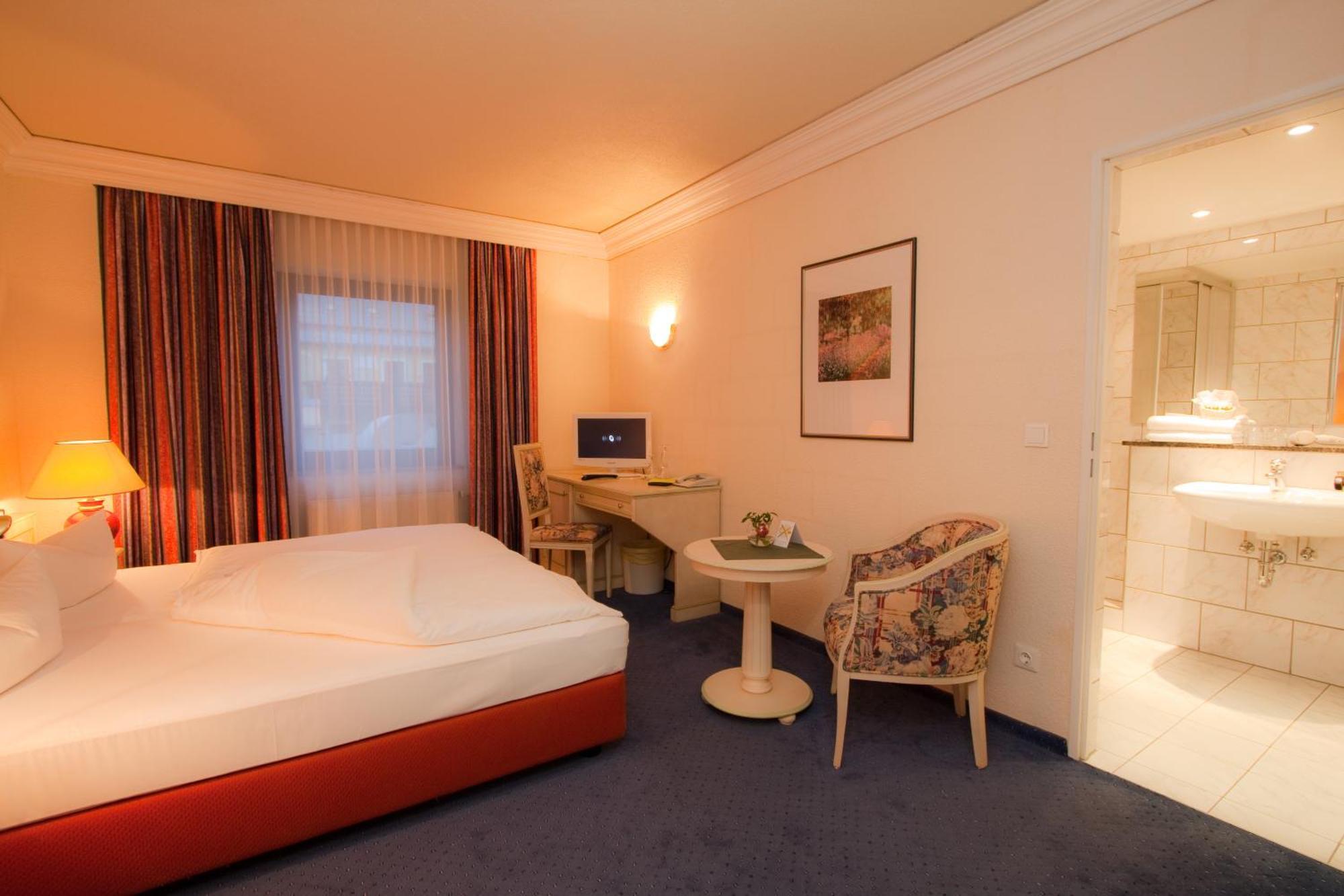 Hotel Weisses Ross Marienberg Luaran gambar